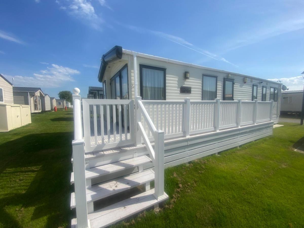 Winchelsea Beach Holiday Home - Pool & Beach Exterior photo